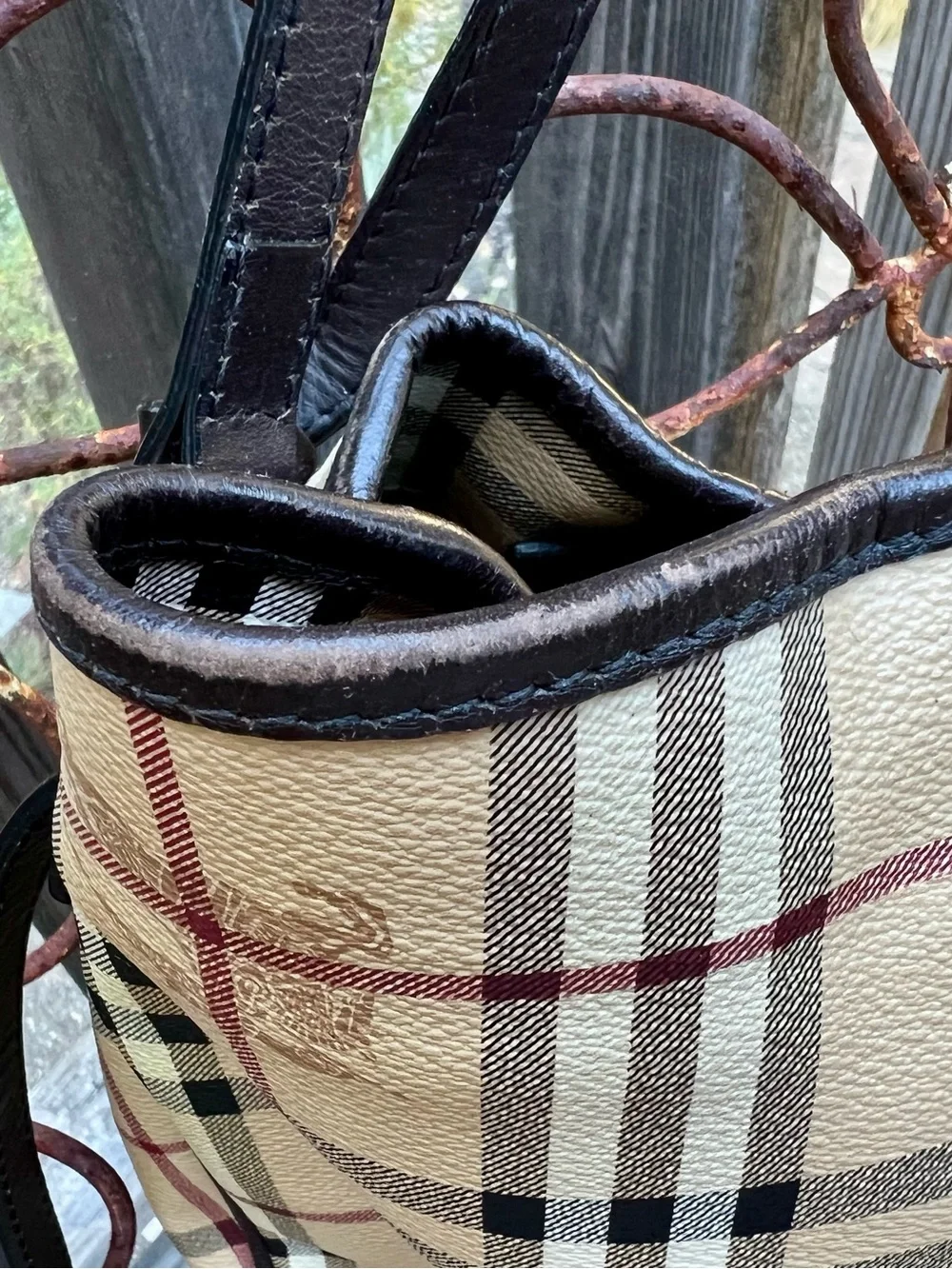 Burberry bag dark